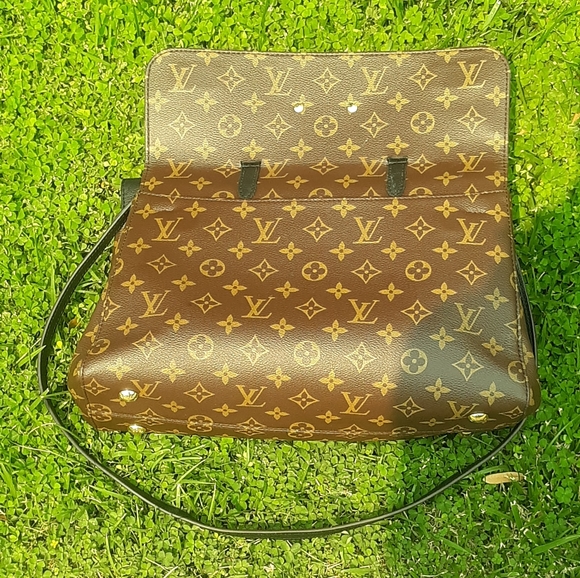 Louis Vuitton handbAg purse - Picture 2 of 11